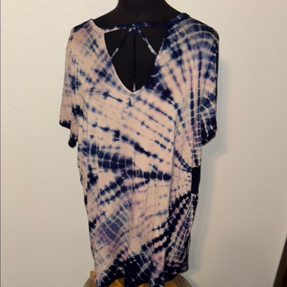 Torrid Super Soft Cage Front Tunic Length Top size 1X